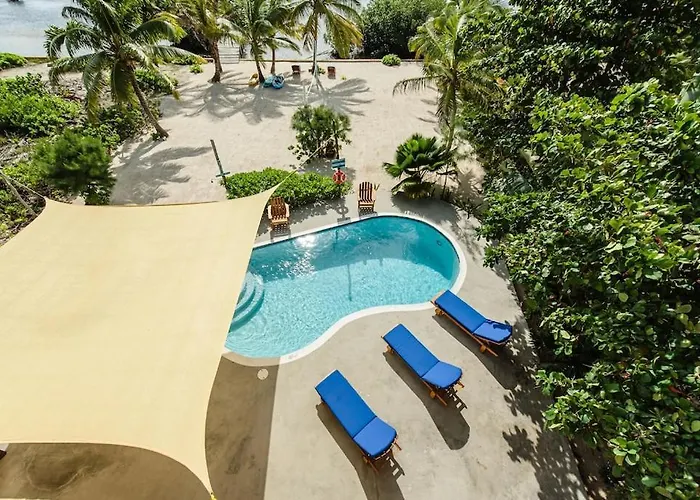 6br Beachfront Pool, Dock & Rooftop *