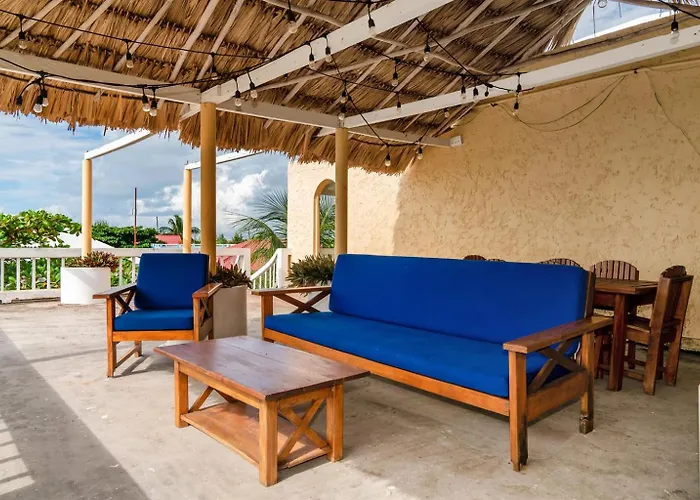 6br Beachfront Pool, Dock & Rooftop San Pedro (Ambergris Caye)